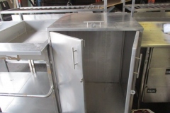 Lote 168 - 1 CARRO DE 2 PUERTAS ACERO INOX.