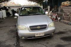 Lote 135 - 1 STATION WAGON KIA MOTORS CARNIVAL III LS 2.5 AUTOMATICO AÑO 205. PATENTE YK.6452