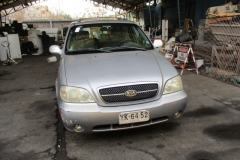 Lote 135 - 1 STATION WAGON KIA MOTORS CARNIVAL III LS 2.5 AUTOMATICO AÑO 205. PATENTE YK.6452