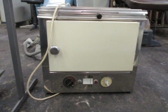 Lote 225 -	1 HORNO ESTERILIZADOR  220 V ACERO INOX.